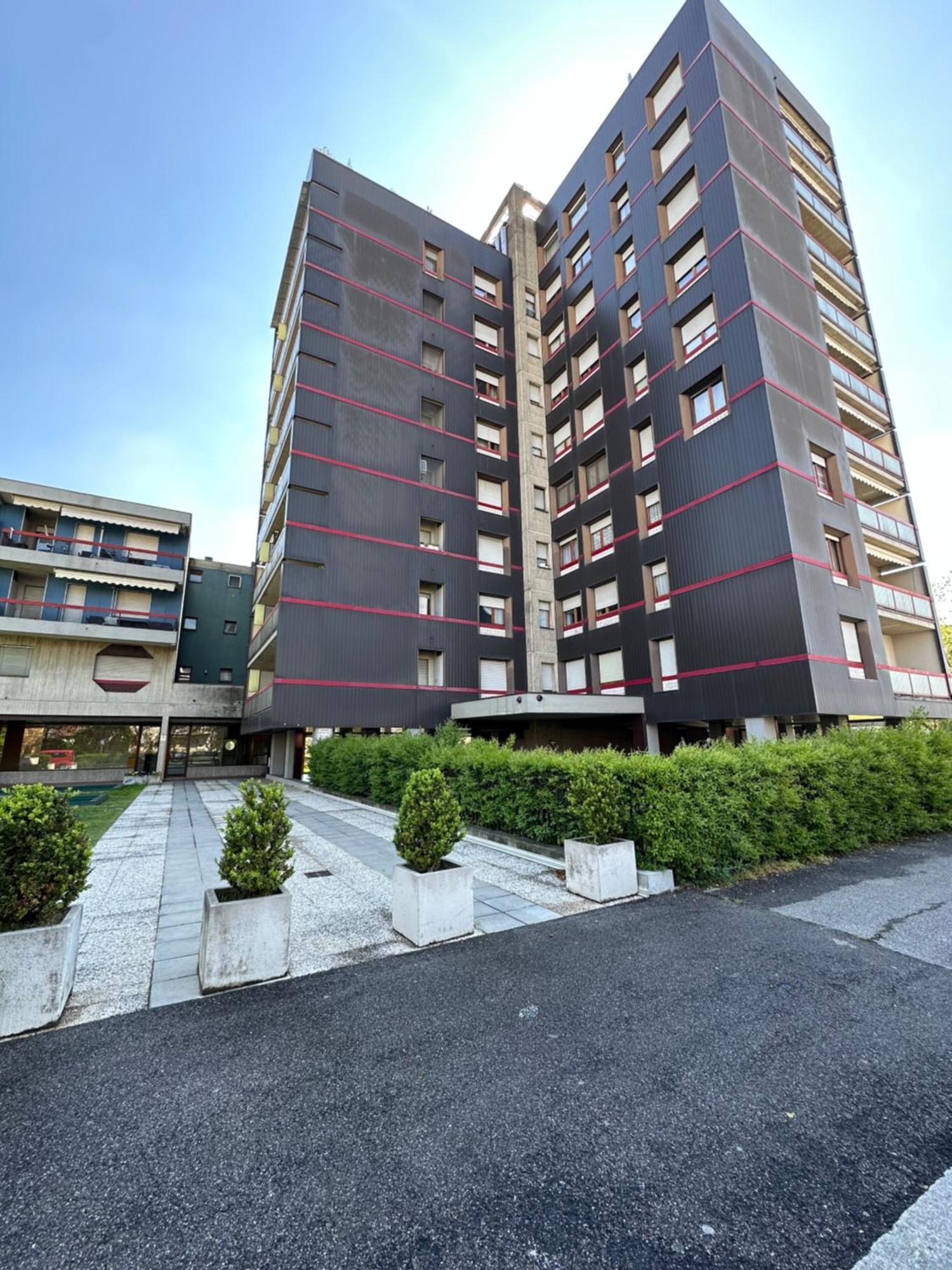 Luxury Apartment Bergamo Bagian luar foto